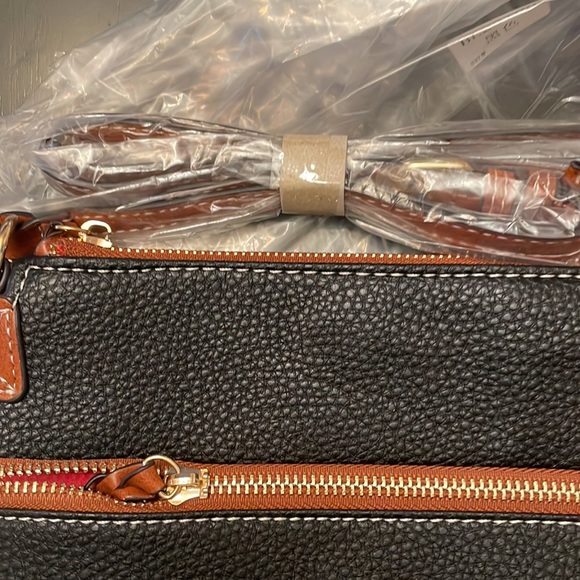 Cross body bag!! New!! - Picture 5 of 6